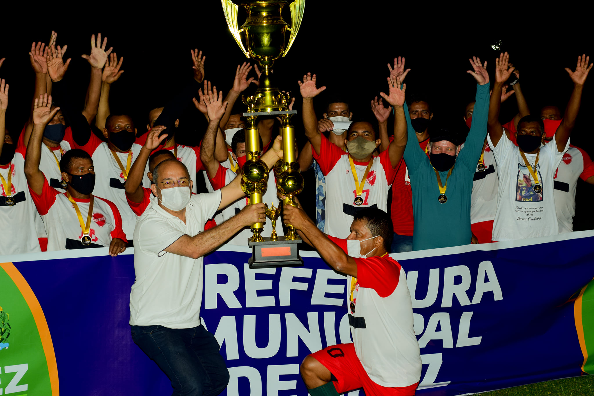 Leia mais sobre o artigo O Vila nova de Arez foi campeãoooooo da Copa Zé Costa de Futebol Master