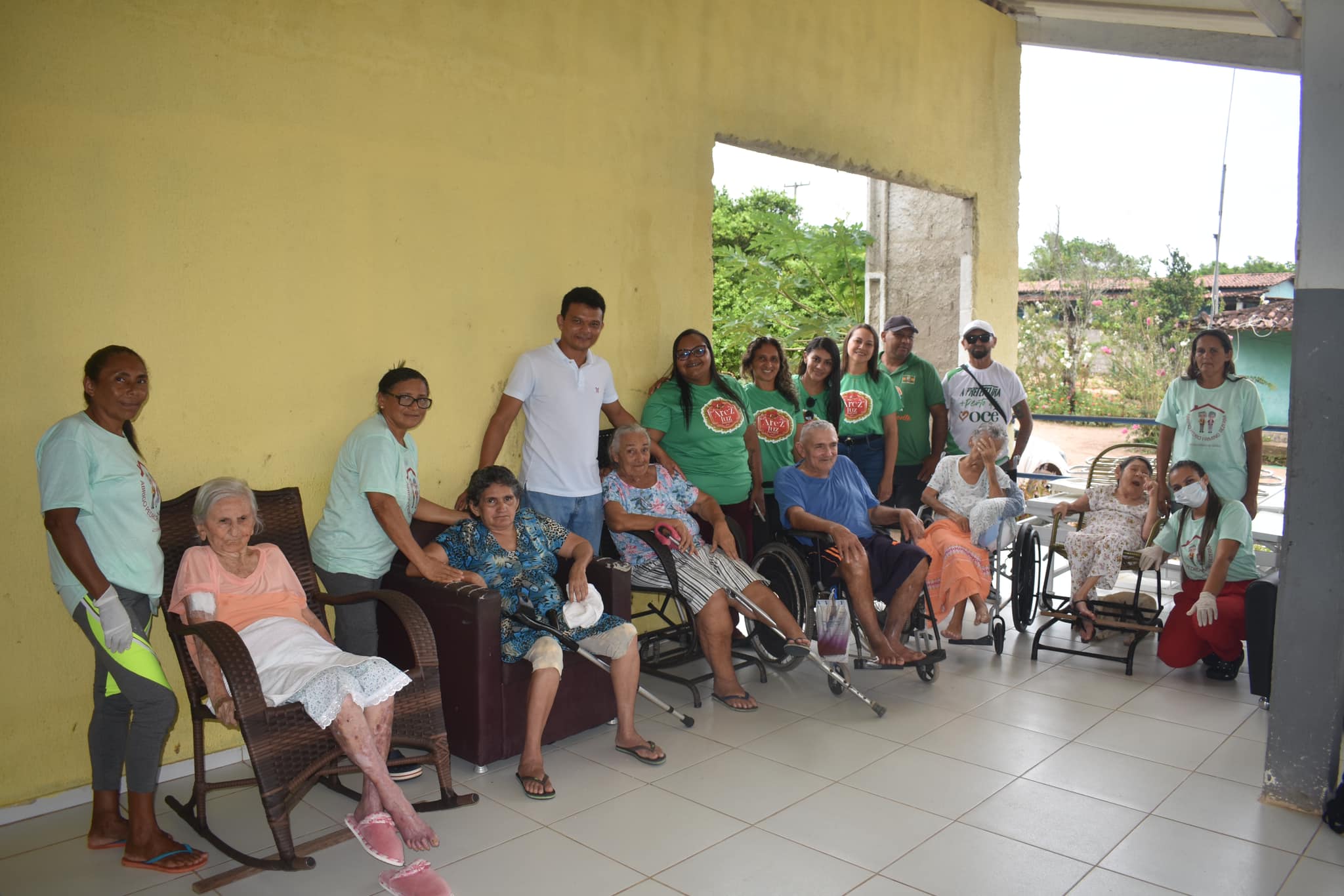 Leia mais sobre o artigo A Prefeitura Municipal de Arez, Gestão Bergson Iduino, Por meio da Secretaria de Assistência Social, realizou nesta quarta-feira (20), o Natal no Abrigo de Idosos Pedro Firmino Bezerra, com música, lanches e diversas atividades para os idosos.