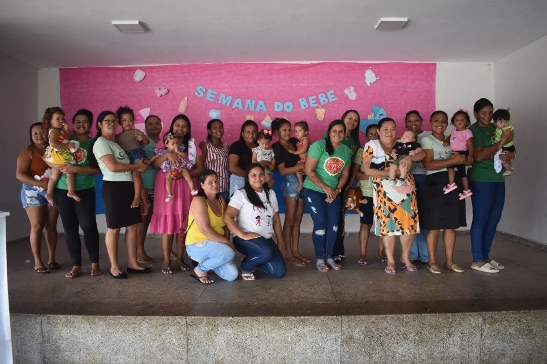 Leia mais sobre o artigo A Prefeitura municipal de Arez, Gestão Bergson iduino, promove o encerramento da Semana do Bebê que ocorreu no antigo clube municipal com a participação das mães do município.