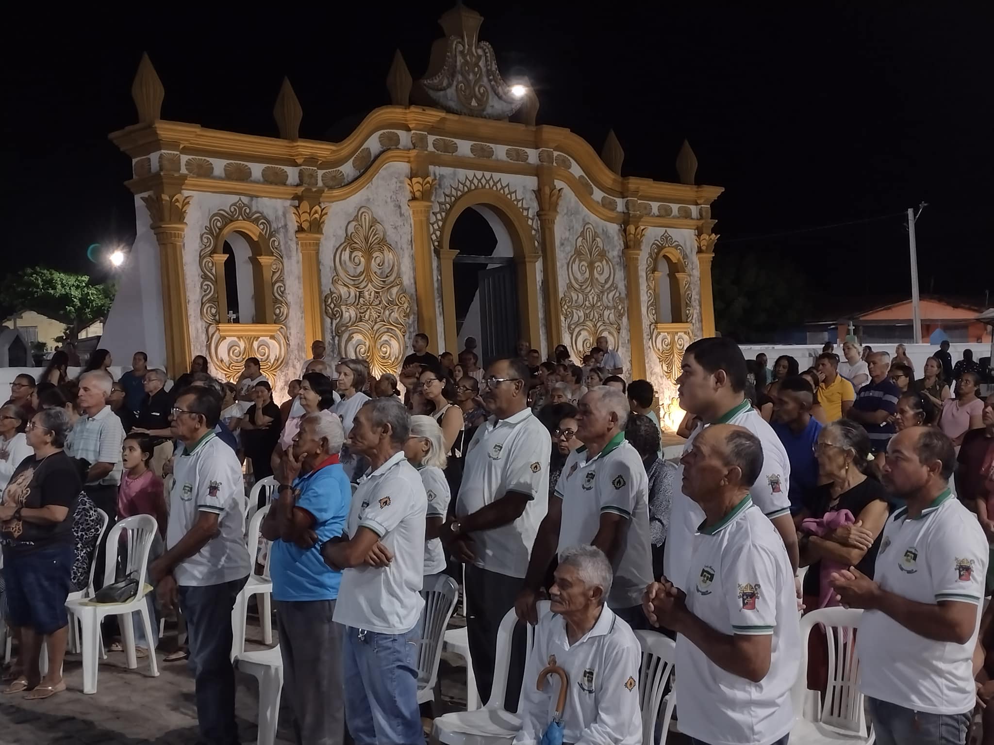 Leia mais sobre o artigo A Prefeitura Municipal de Arez preparou o Cemitério Público Municipal para receber os visitantes neste Dia de Finados, mantendo o espaço limpo e bem cuidado.