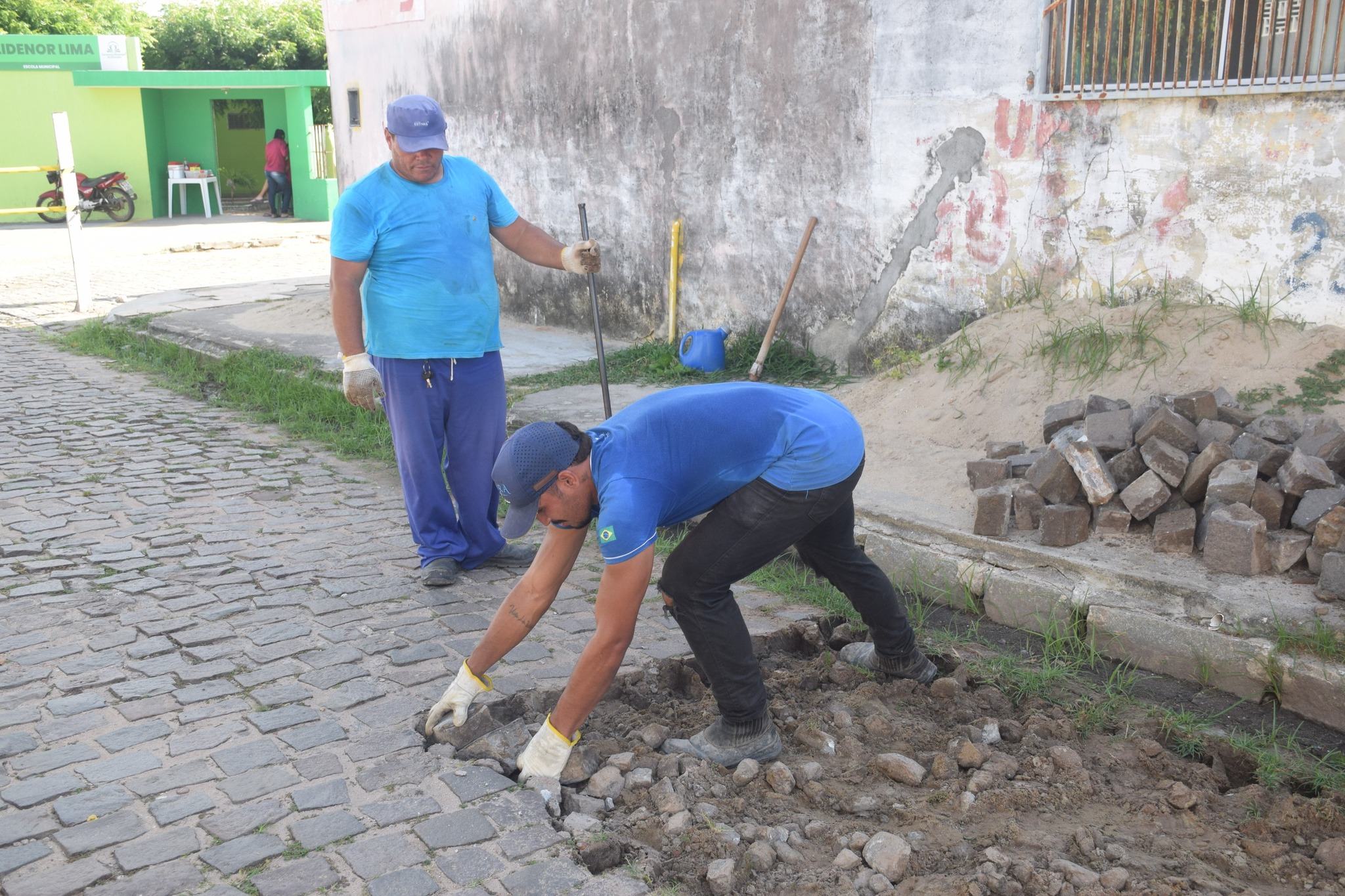 Leia mais sobre o artigo A Prefeitura de Arez está realizando importante obra de drenagem
